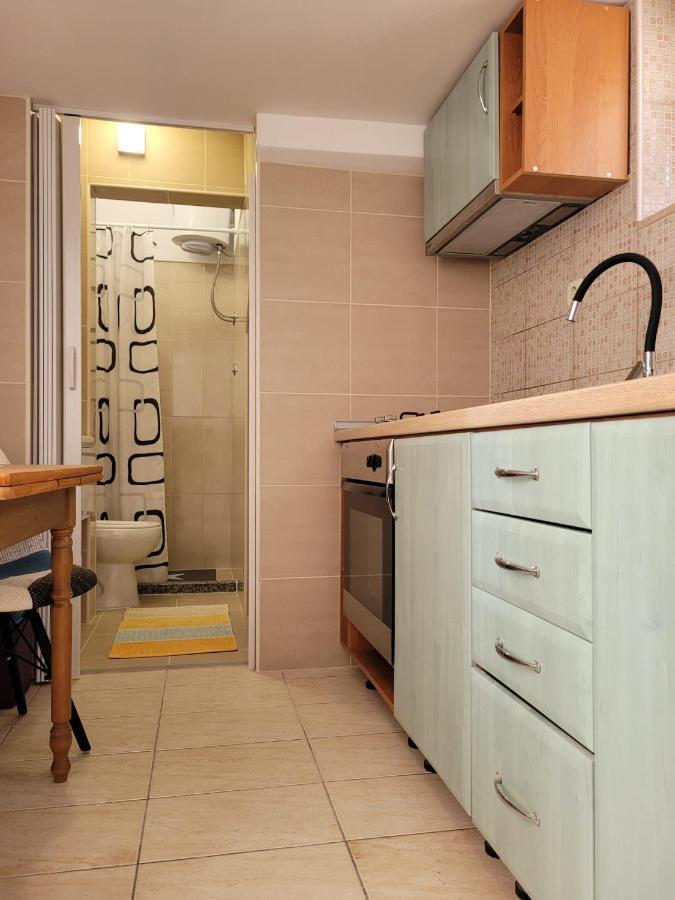 Apartmani Tonci Pag พาก ภายนอก รูปภาพ